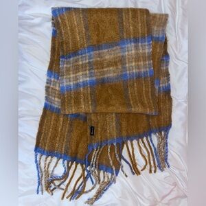 Madewell Large Wool Scarf in Blue and Camel Brown Plaid Print w/ Fringe